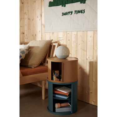 Storage . Stacking Tables - Various Sizes / Colours
